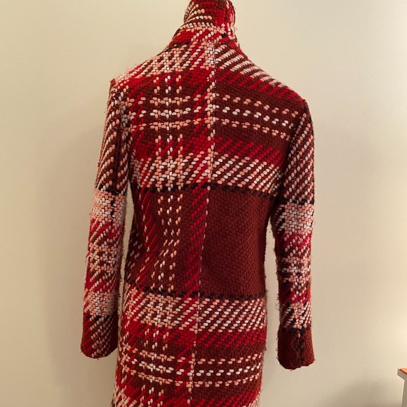 Express Knit Coat With Lapel Collar - Picture 3 of 4